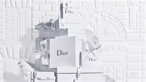 Dior official website .